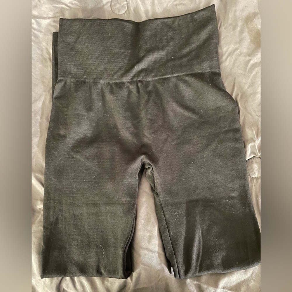 High waisted leggings